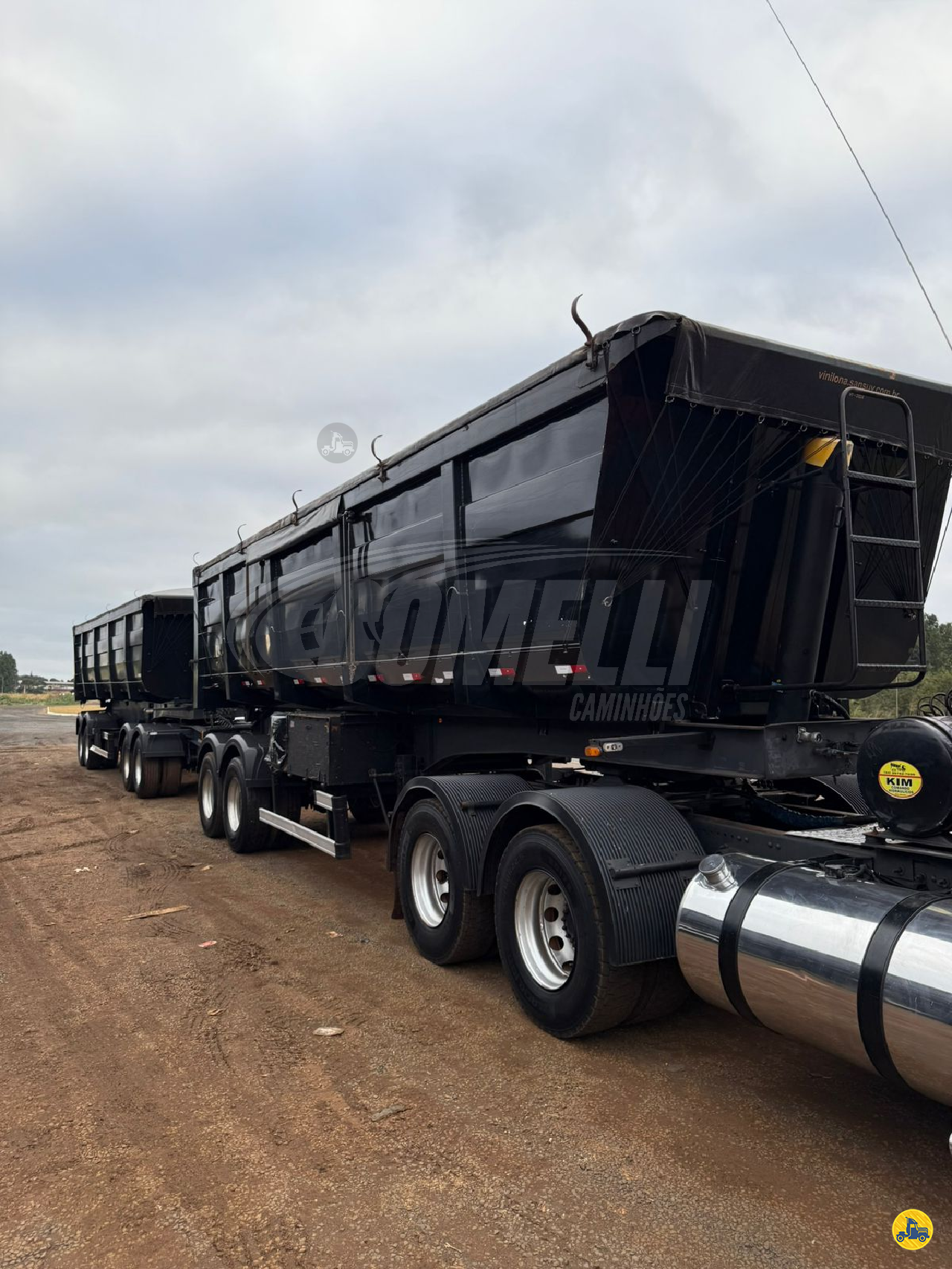 CARRETA RODOTREM BASCULANTE Comelli Caminhões RIO VERDE GOIAS GO